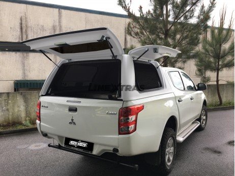 Hard-Top Travail Mitsubishi L200 2015+ DC Avec des Portes Latérales Linextras Hard-Top Travail Mitsubishi L200 2015+ DC Avec des Portes Latérales Linextras