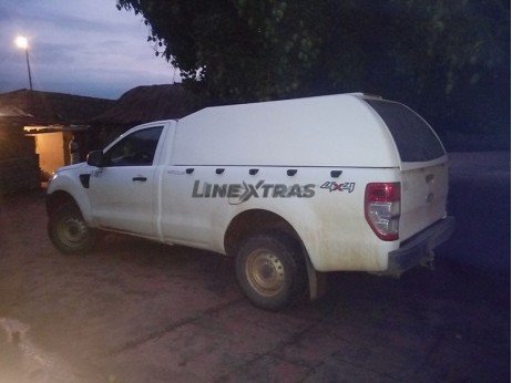 Hard-Top Ford Ranger Cabina Simples 12-16 S/ Ventanas Linextras Hard-Top Ford Ranger Cabina Simples 12-16 S/ Ventanas Linextras