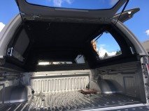 Hard-Top Travail Nissan Navara NP300 D23 CD Avec des Portes Latérales Linextras
