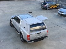 Hard-Top Travail Nissan Navara NP300 D23 CD Avec des Portes Latérales Linextras