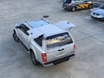 Hard-Top Travail Nissan Navara NP300 D23 CD Avec des Portes Latérales Linextras