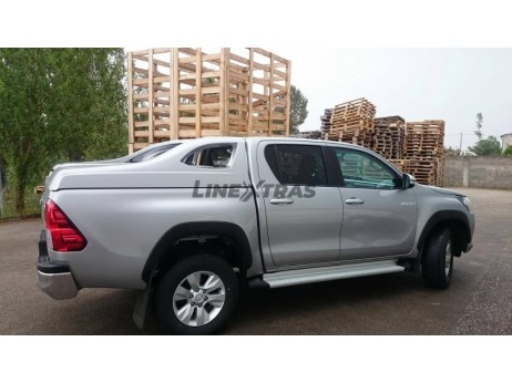Full-Box Toyota Hilux Revo DC X-EVO V Linextras