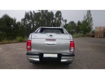Full-Box Toyota Hilux Revo CD X-EVO V Linextras