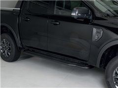 [113.VWA2 04/P] SIDE STEPS BLACK 4P VW AMAROK 2023