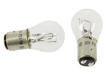 [72.8781] MICHELIN 2 AMPOULES POUR VEILLEUSE ET FEU STOP POIRETTES P21/5W