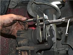 PRECISION STEEL RETRACTOR PISTON SCREW